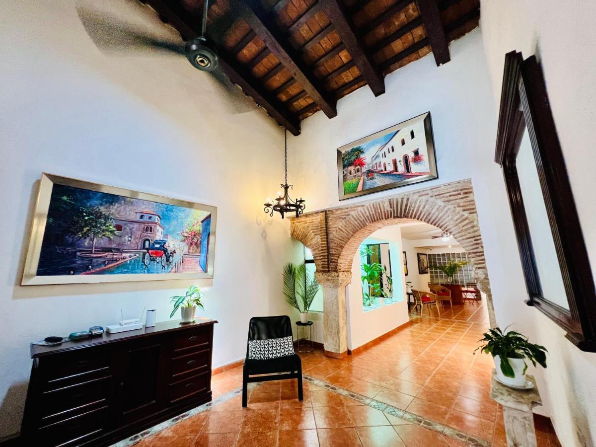 Suite Colonial Санто-Доминго Экстерьер фото