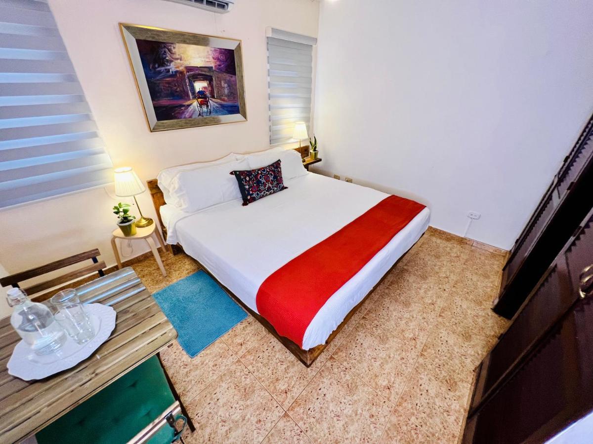 Suite Colonial Санто-Доминго Экстерьер фото